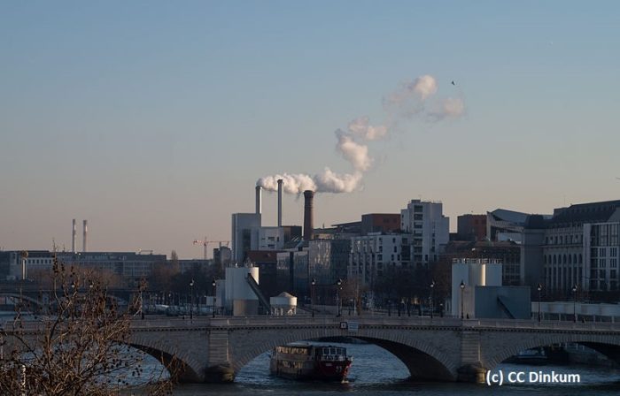 Pollution : les conducteurs, boucs émissaires de politiques absurdes et régressives